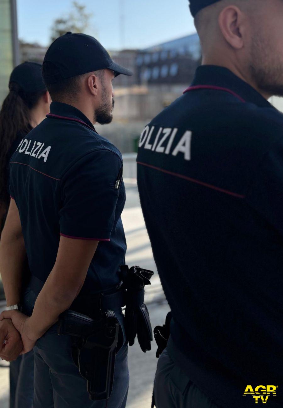 Polizia trasferimento in carcere 79enne romano Polizia trasferimento in carcere 79enne romano