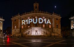 Roma, le Biblioteche capitoline ripudiano la guerra