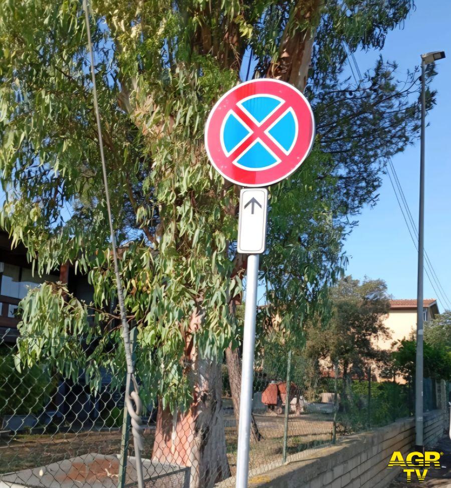 via secondiano campanari i divieti di sosta per consentire il transito del bus via secondiano campanari i divieti di sosta per consentire il transito del bus
