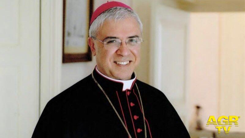 Mons. Luigi Renna, Arcivescovo Metropolita di Catania Mons. Luigi Renna, Arcivescovo Metropolita di Catania