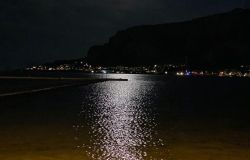 Scopri Mondello, borgo marinaro di Palermo tra mare turchese, architettura Liberty e tradizioni siciliane - foto di Domenico Luinetti