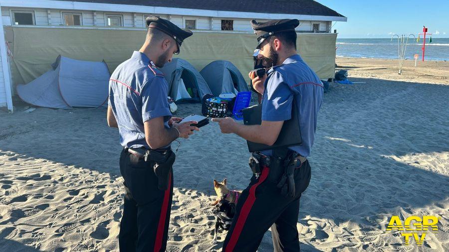 Ostia - Controlli dei Carabinieri sul litorale Ostia - Controlli dei Carabinieri sul litorale