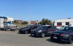 Carabinieri Ostia: Controlli Straordinari sul Litorale Romano, 5 Arresti e 10 Denunce