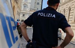 Roma, evade dai domiciliari per farsi curare da un’amica: arrestato 24enne