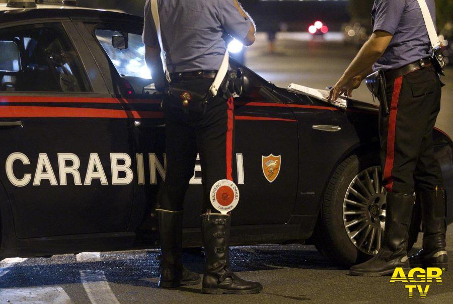 Carabinieri gli uomini della radiomobile intervenuti