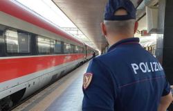 Roma Termini sorvegliata speciale per il Giubileo dei Giovani, arrestata una straniera, doveva scontare 26 anni di reclusione