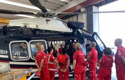 Visita dei Volontari della Croce Rossa Italiana Municipio 10 Roma al Raggruppamento Aeromobili Carabinieri