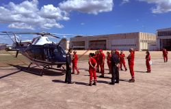 Volontari CRI  Municipio 10 di Roma  in visita al Raggruppamento Aeromobili Carabinieri a Pratica di Mare