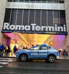 Roma Termini, arrestata borseggiatrice ricercata dalle autorità Turche, dovrà scontare 6 anni di reclusione