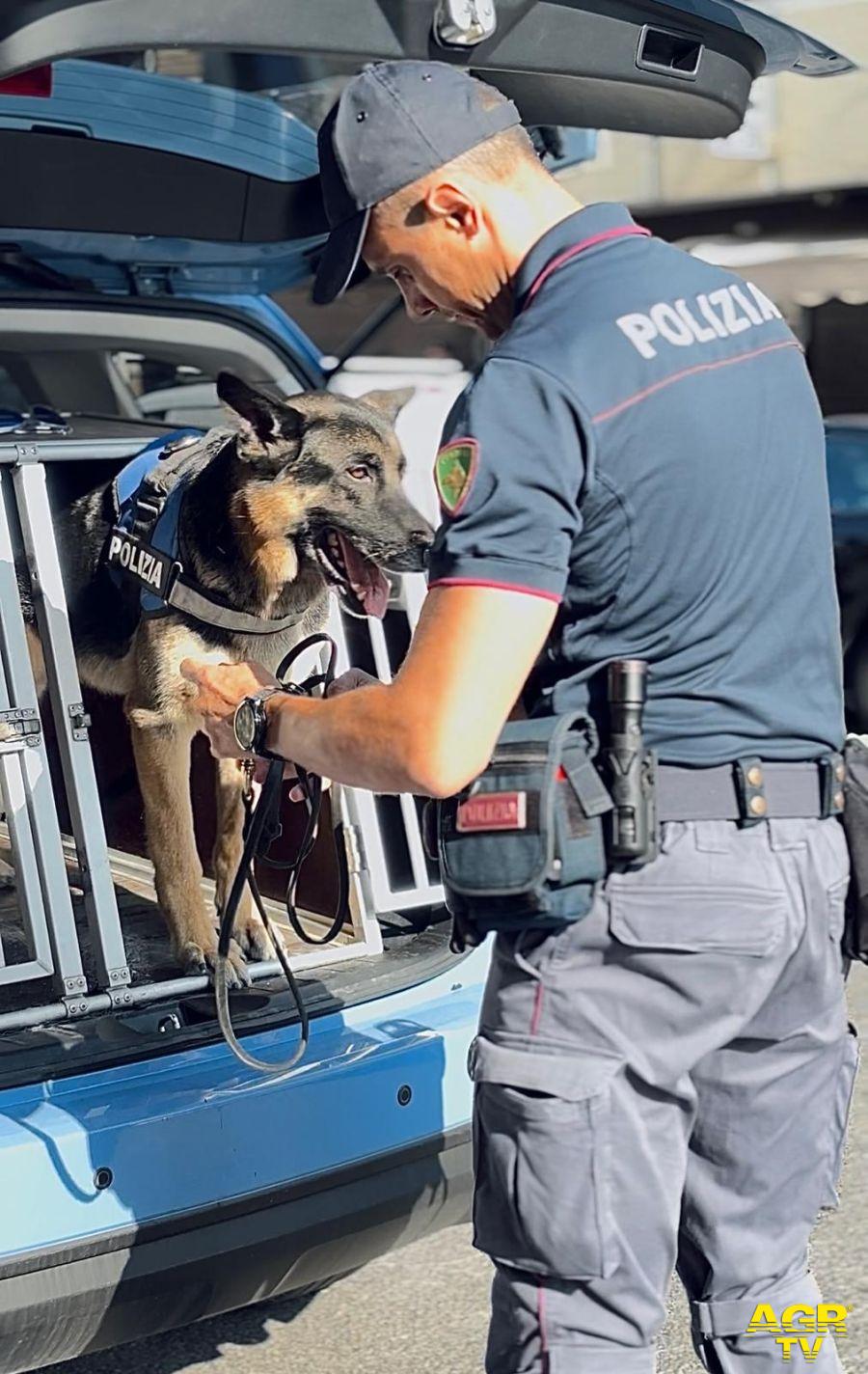 Polizia caccia ai pusher a Roma