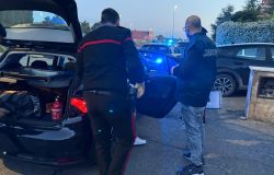 Operazione antidroga dei Carabinieri, smantellata rete di spaccio tra Artena, Valmontone, Segni e Carpineto, 9 arresti