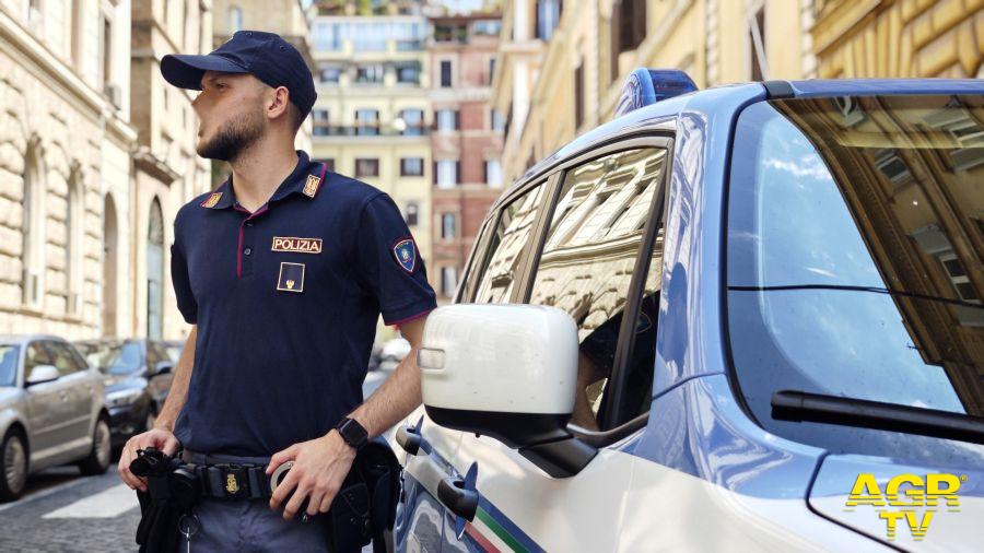 Polizia l'agente intervenuto Polizia l'agente intervenuto