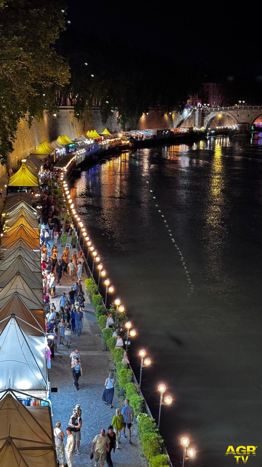 Salotto Tevere 2025: un’estate di cultura e incontri lungo il fiume di Roma Salotto Tevere 2025: un’estate di cultura e incontri lungo il fiume di Roma