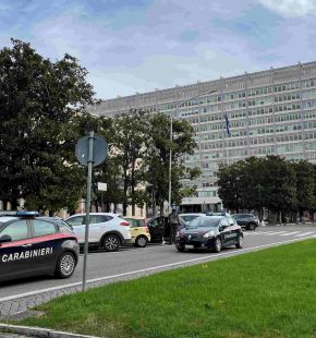 Roma Eur denunciati 4 giovani rom, tre minorenni, fermati alla guida di una 500 rubata