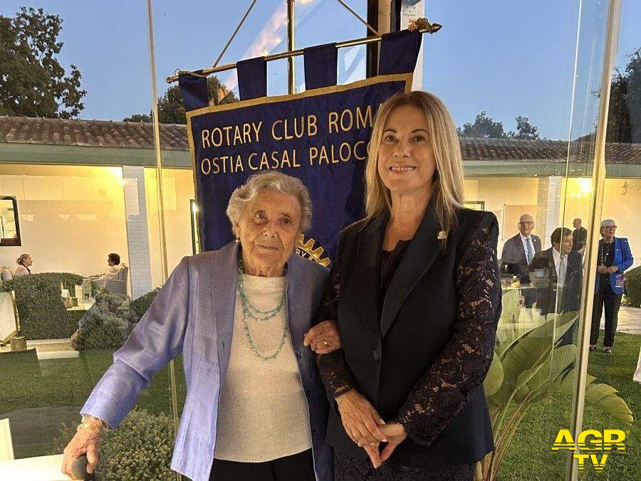 Donatella Carriera, Presidente Rotary Roma Ostia Casal Palocco con la  socia onoraria Marisa Bruni