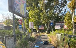 ROMA Via della Maglianella i rifiuti prima della raccolta