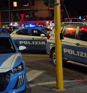 Roma, blitz notturno interforze al Quarticciolo, 11 arresti per spaccio, minacce e resistenza.