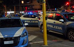 Roma, blitz notturno interforze al Quarticciolo, 11 arresti per spaccio, minacce e resistenza.