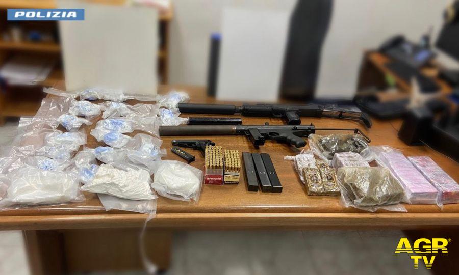 Polizia armi e droga sequestrata dalla Squadra Mobile
