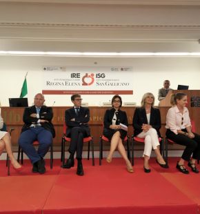 Roma, al Regina Elena primo reimpianto con chirurgia robotica di tessuto ovarico crioconservato