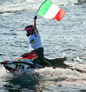 Fiumicino, il Campionato Italiano Moto d'Acqua laurea campioni tre romani