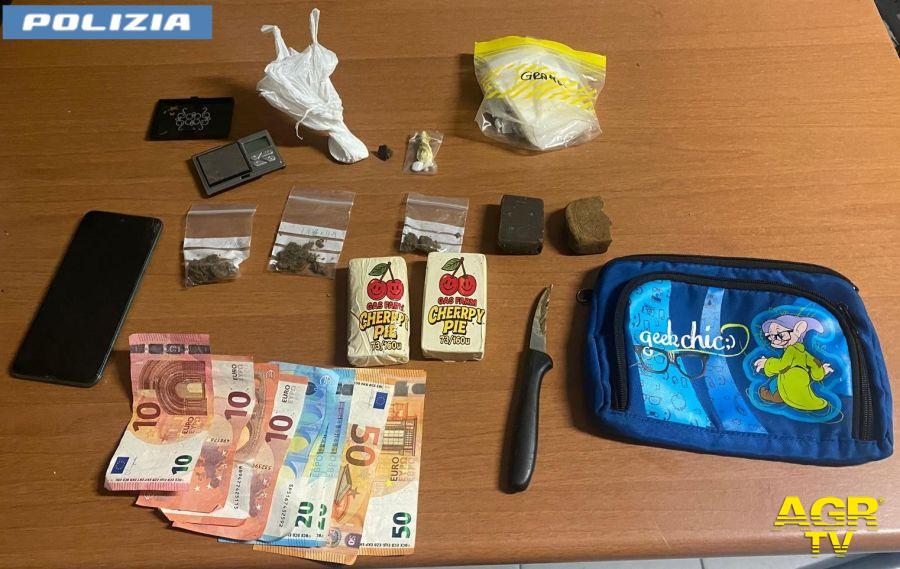 Polizia Fiumicino arrestato pusher in bici Polizia Fiumicino arrestato pusher in bici
