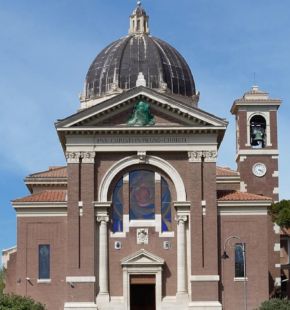 Ostia, festa della Regina Pacis, domani la processione nel centro e fuochi artificiali, tutte le sere spettacolo di danza