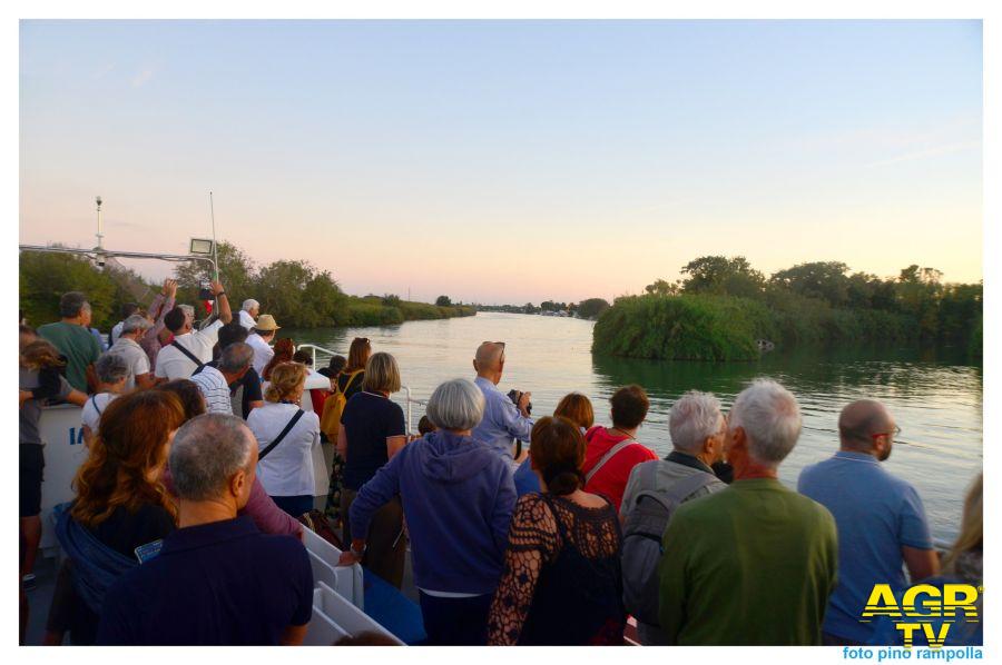 Un pomeriggio tra arte, natura e cultura a Ostia: navigazione sul Tevere - Foto di Pino Rampolla