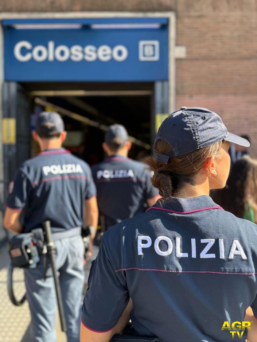 Roma, borseggiatori in azione nella metropolitana, nella rete della Polmetro finiscono in 14