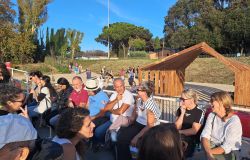 Roma riscopre il Tevere: i “parchi d’affaccio” e la navigazione da Ostia Antica riportano la città al mare