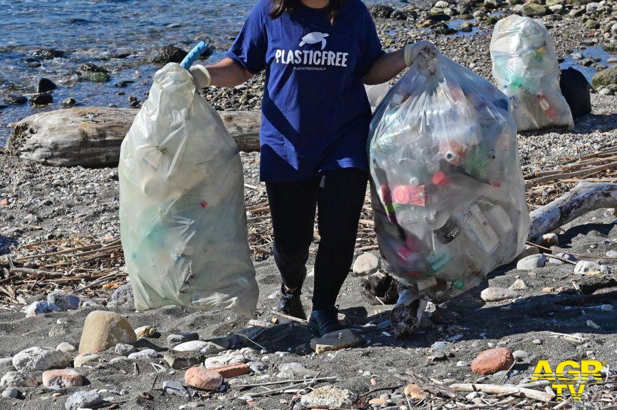 Plastic Free raccolte 5 tonnellate plastica