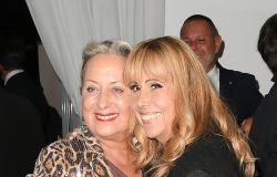 CAROLYN SMITH E DONATELLA GIMIGLIANO