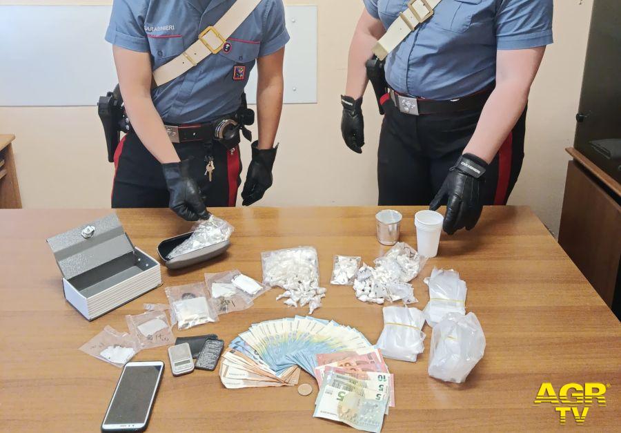 Fonte Nuova, i Carabinieri fermano un'auto con tre donne, ai domiciliari 23enne alla guida, denunciate le altre due per spaccio