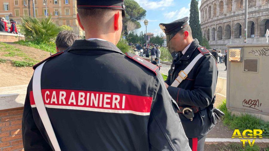 Carabinieri controlli antiborseggio nel centro storico