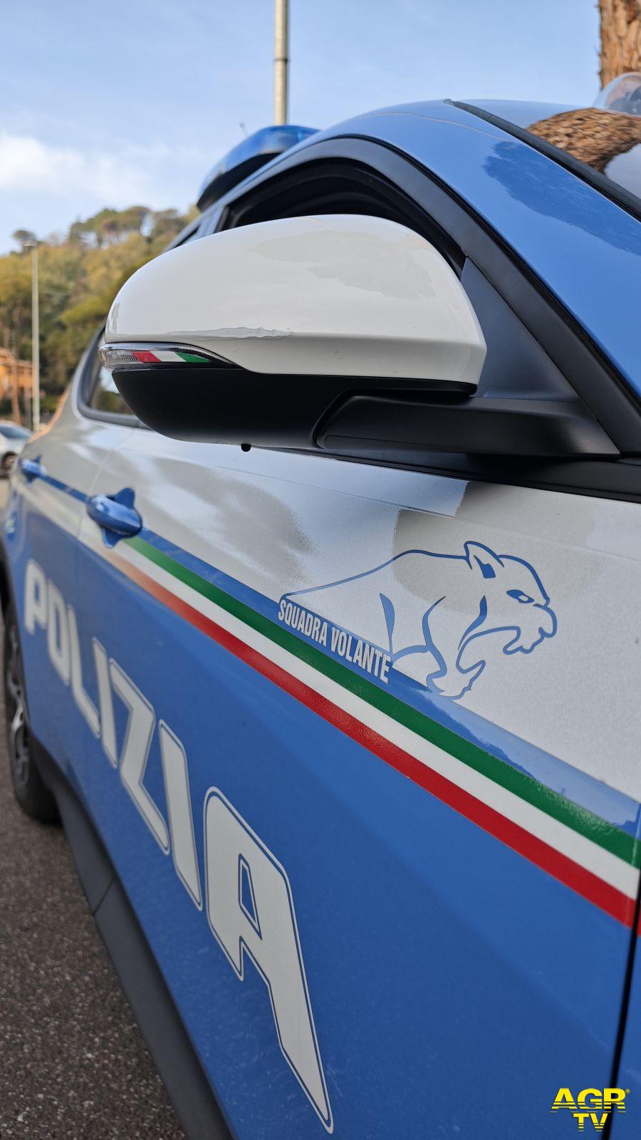 Polizia una volante Polizia una volante
