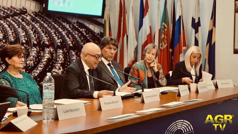 Un cuore per l'Europa convegno a Roma Un cuore per l'Europa convegno a Roma