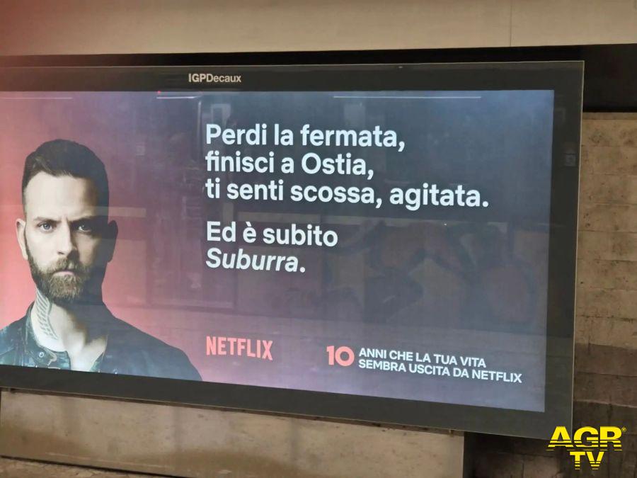 Pubblicità netfix nuova serie Suburra sulla metropolitana Pubblicità netfix nuova serie Suburra sulla metropolitana
