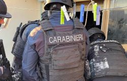 Ostia sorvegliata speciale, maxiblitz all'alba dei Carabinieri