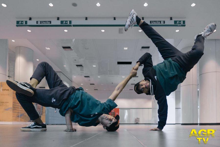 breaking bboy lion king foto by Niccolo Verrecchia Hip Hop_CineFest breaking bboy lion king foto by Niccolo Verrecchia Hip Hop_CineFest