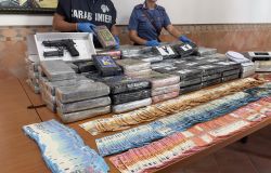 Carabinieri Roma maxi sequestro cocaina 200 kg.