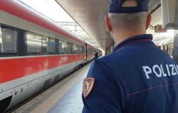Roma Termini, bloccato autore di una truffa ai danni di un'anziana mentre da Genova tentava di raggiungere Napoli