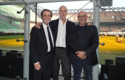Il Presidente della Regione Lombardia, Attilio Fontana, Giovanni Malagò, presidente della Fondazione Milano Cortina 2026,  Massimo Sertori, assessore regionale agli Enti locali