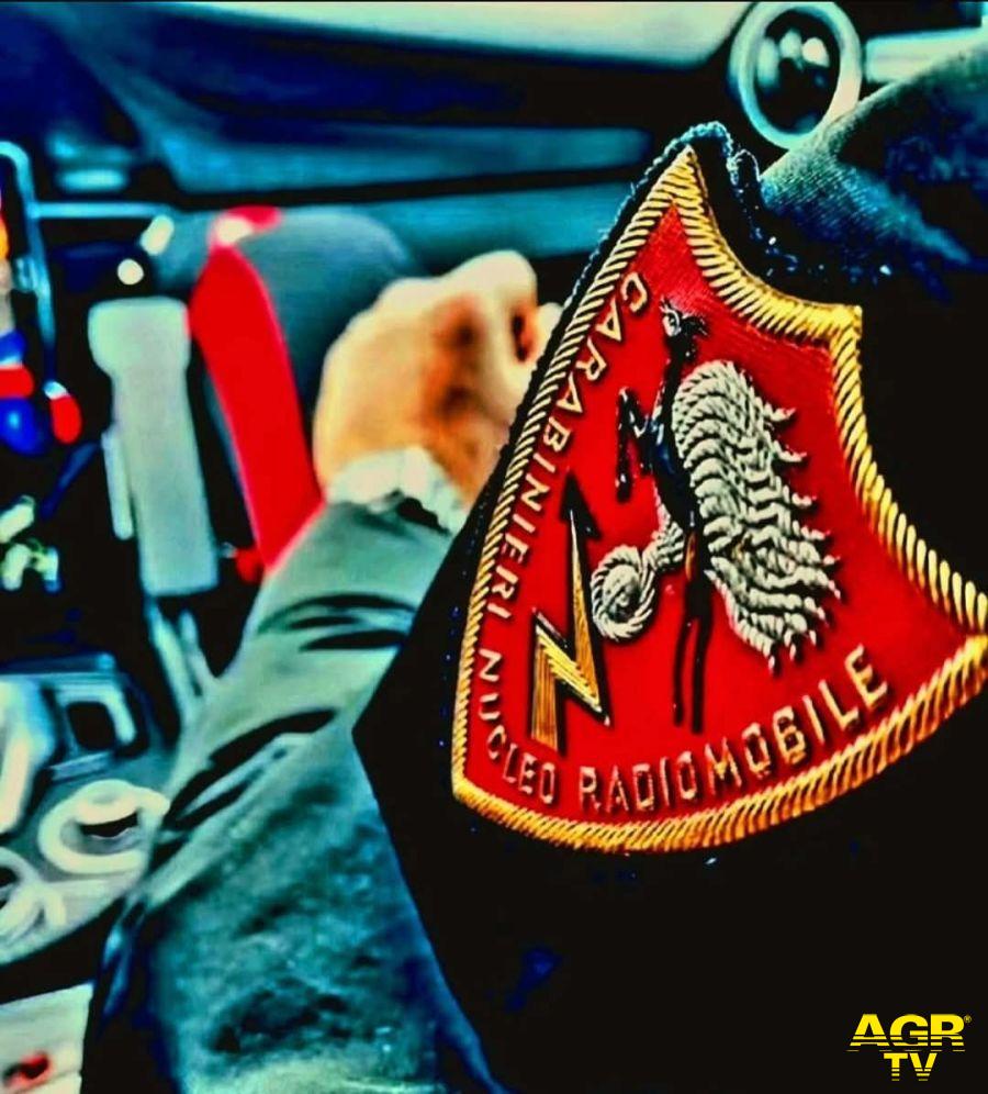Carabinieri nucelo radiomobile Carabinieri nucelo radiomobile