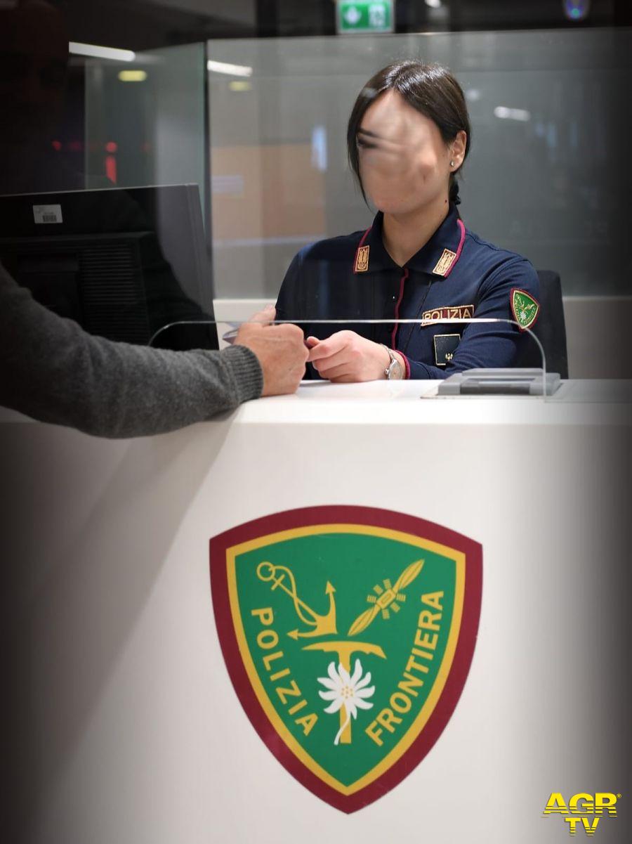 Polizia di Frontiera aeroporto di Fiumicino Polizia di Frontiera aeroporto di Fiumicino