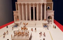 Roma, il Gabibbo in versione LEGO® protagonista all'Italy Brick Expo. la grande mostra dei mattoncini