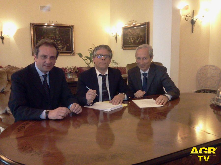 La Costituzione, strumento di contrasto alla corruzione La Costituzione, strumento di contrasto alla corruzione