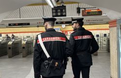 Carabinieri controlli antiborseggio Carabinieri controlli antiborseggio