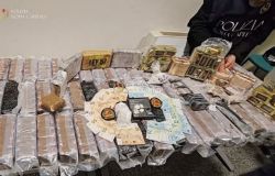 Dragona, scoperto deposito di droga della mala del litorale, sequestrati 165 kg. di cannabis e 5 kg. di cocaina