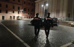 Anzio, scopre che la ex è incinta di un altro...e l'aggredisce, in manette 31enne Anzio, scopre che la ex è incinta di un altro...e l'aggredisce, in manette 31enne