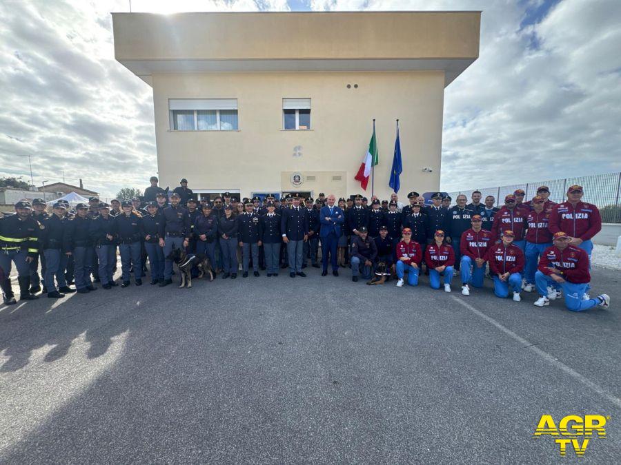 Polizia Scegli la strada giusta Polizia Scegli la strada giusta